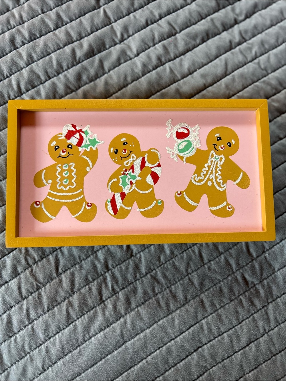 NICHOLAS Decorative Accent Gingerbread Wall Plaque